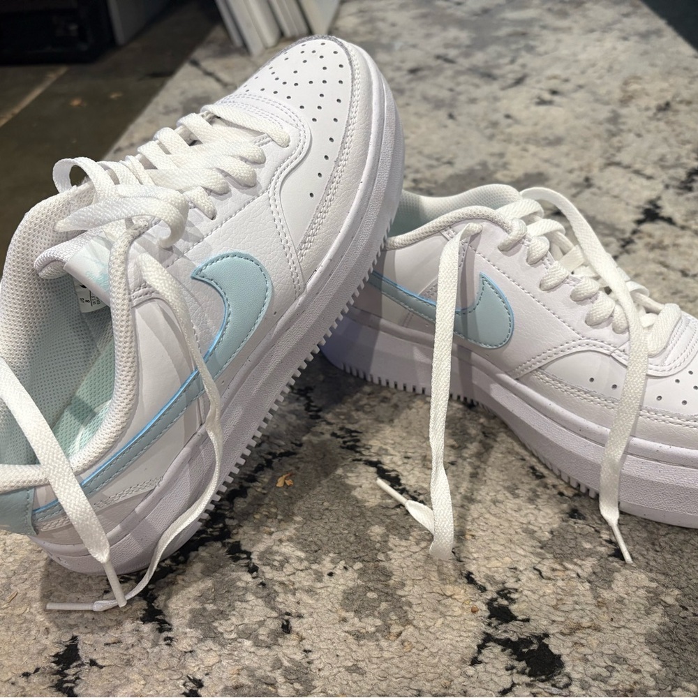 Nike Women’s White Sneakers with Light Blue Swoosh